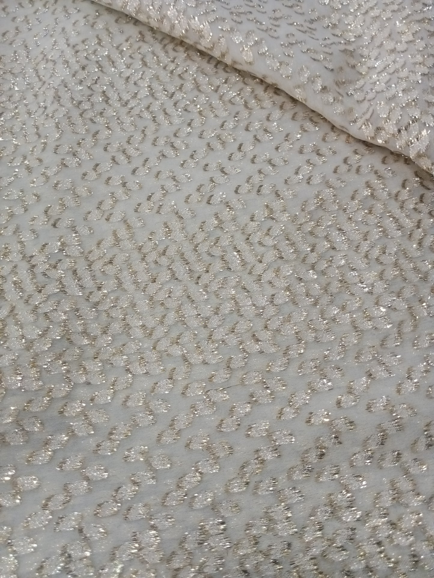 Tlija de soie en lurex
