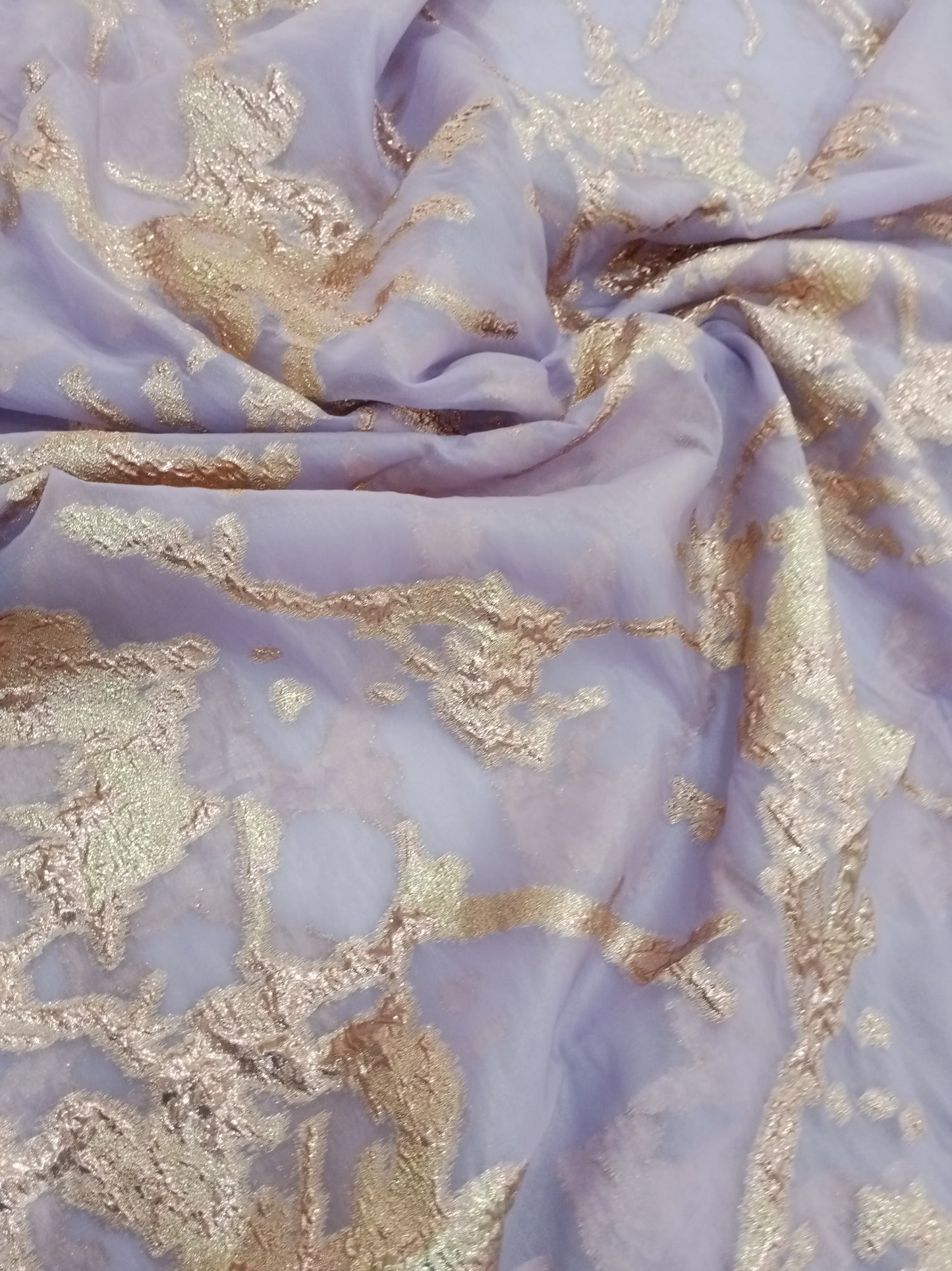 Silk fil coupé organza