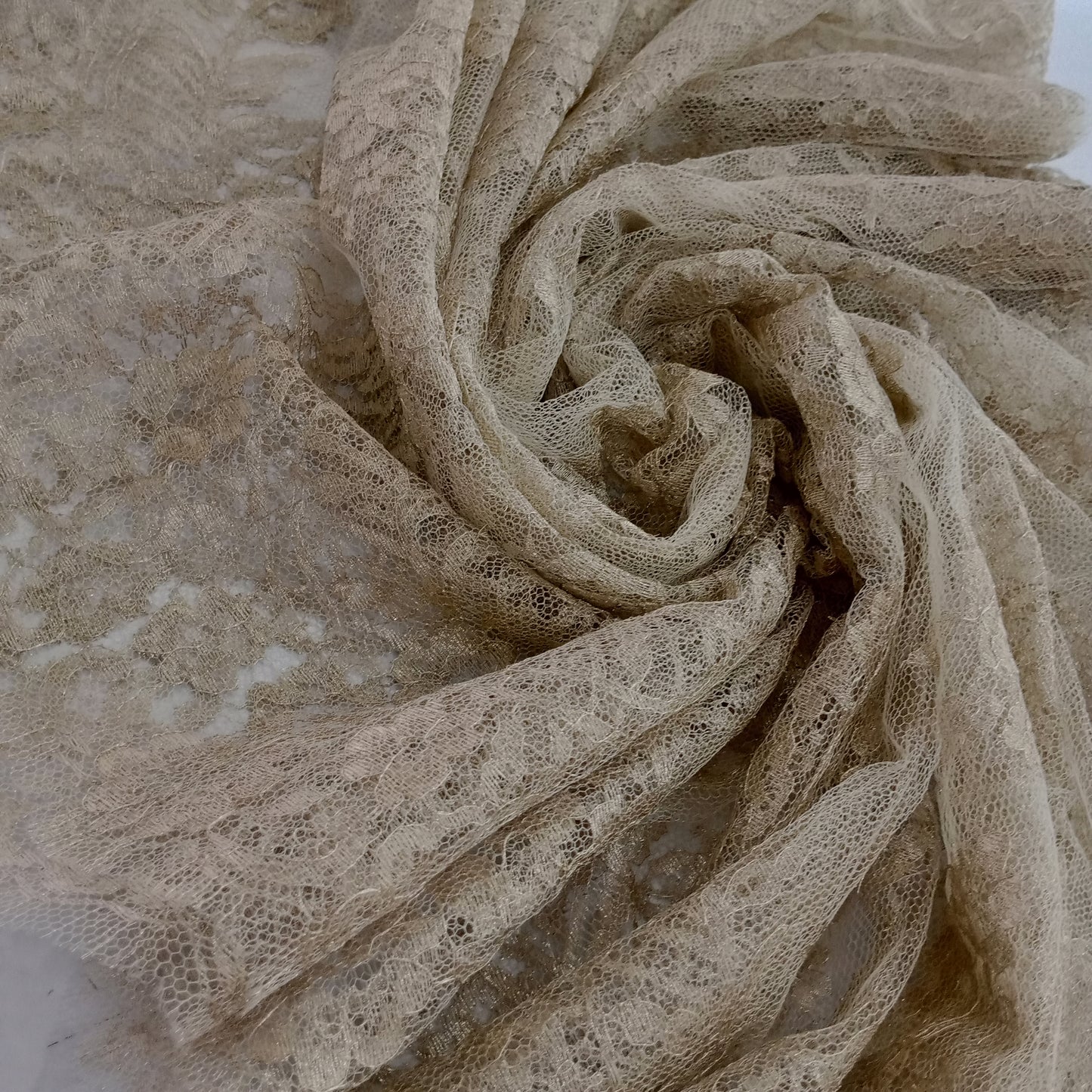 Dentelle de soie
