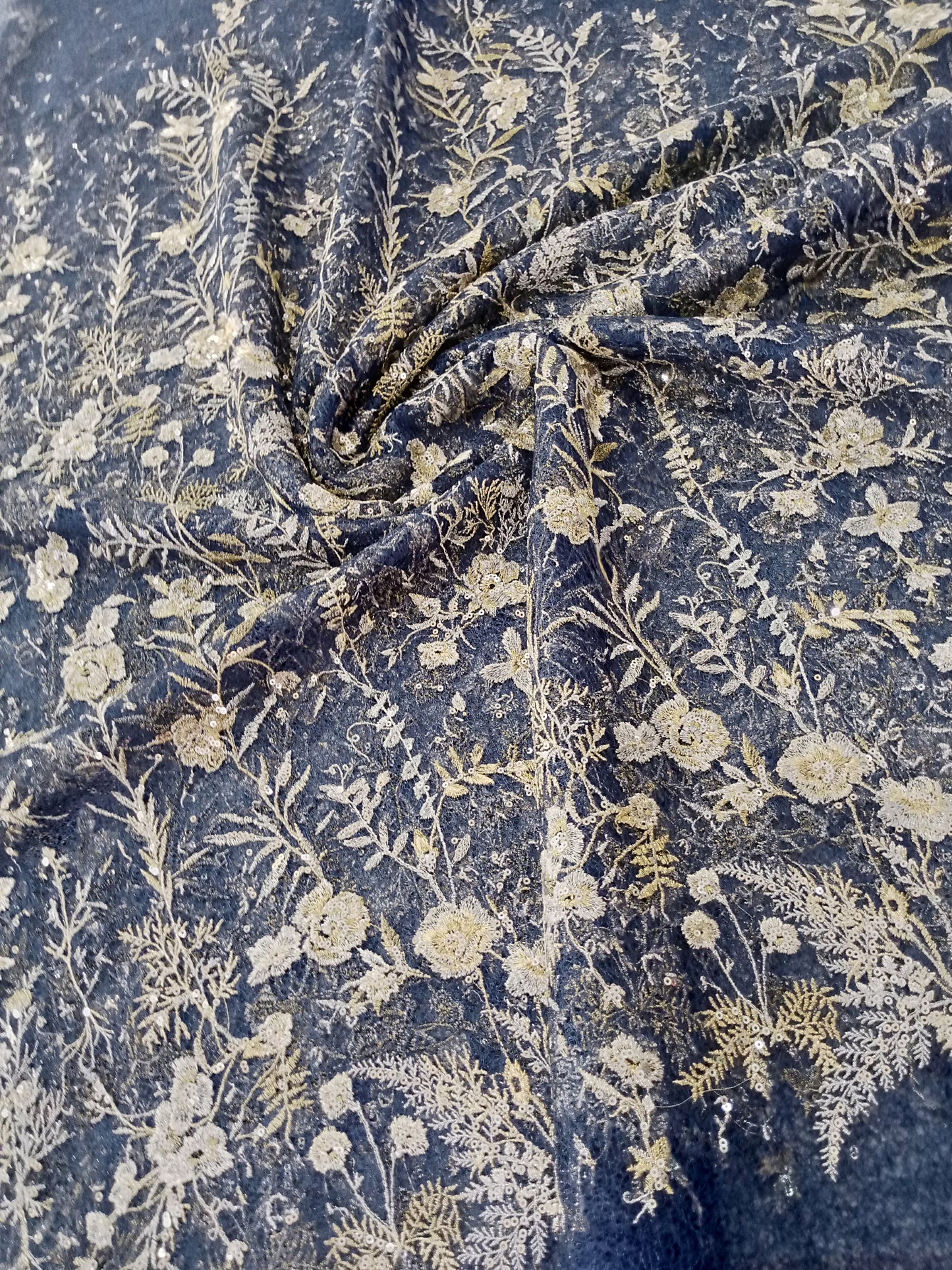Dentelle de soie