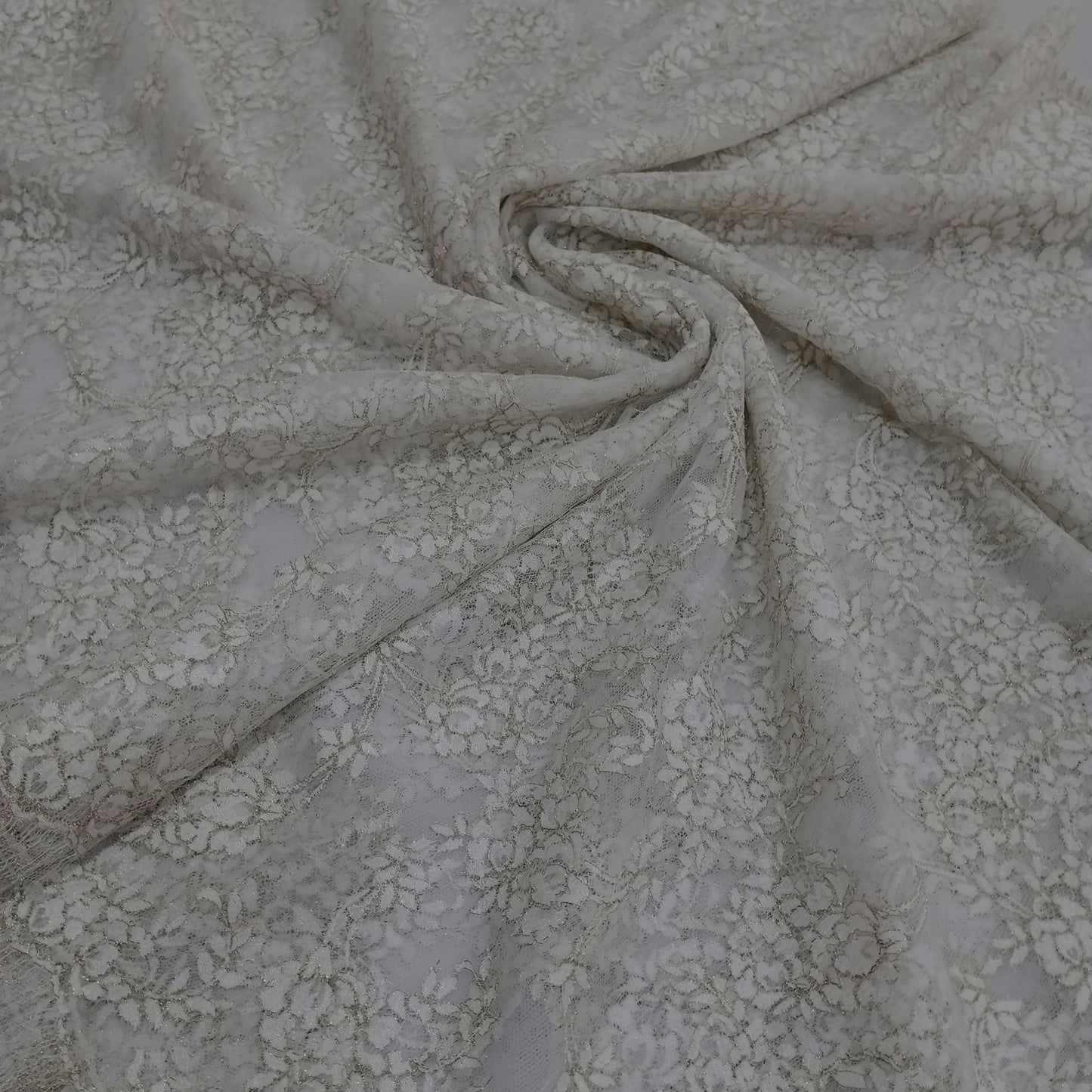 Dentelle de soie