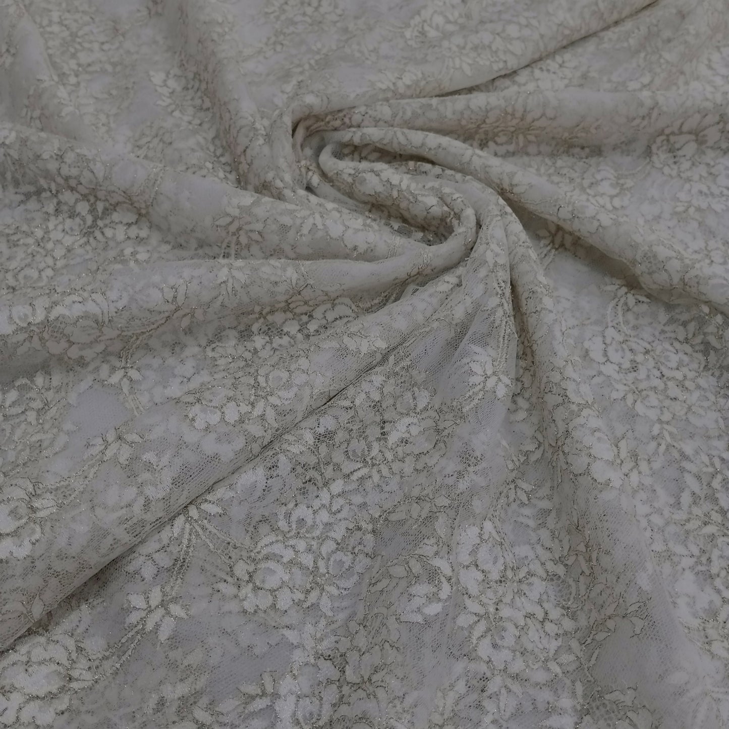Dentelle de soie