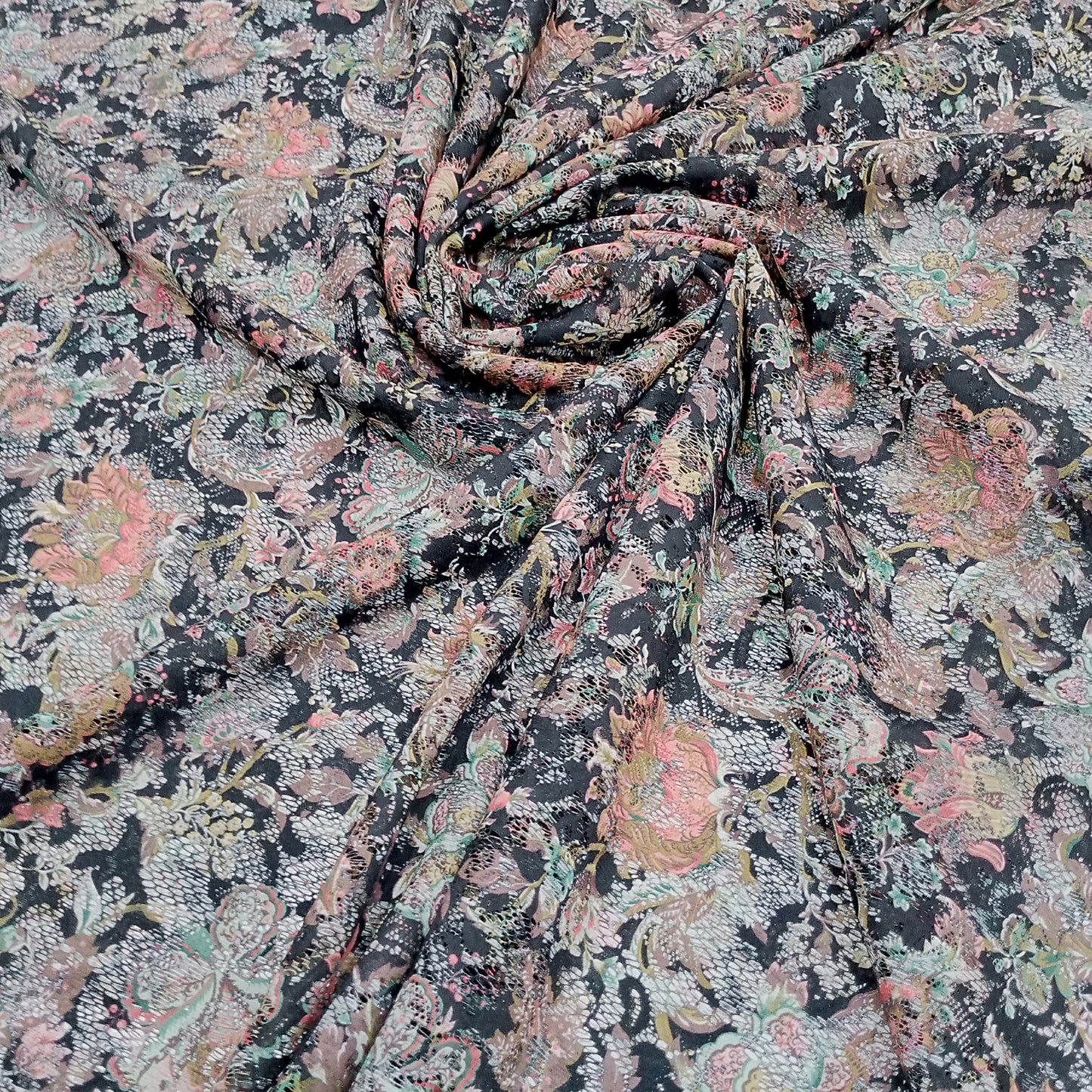 Dentelle de soie