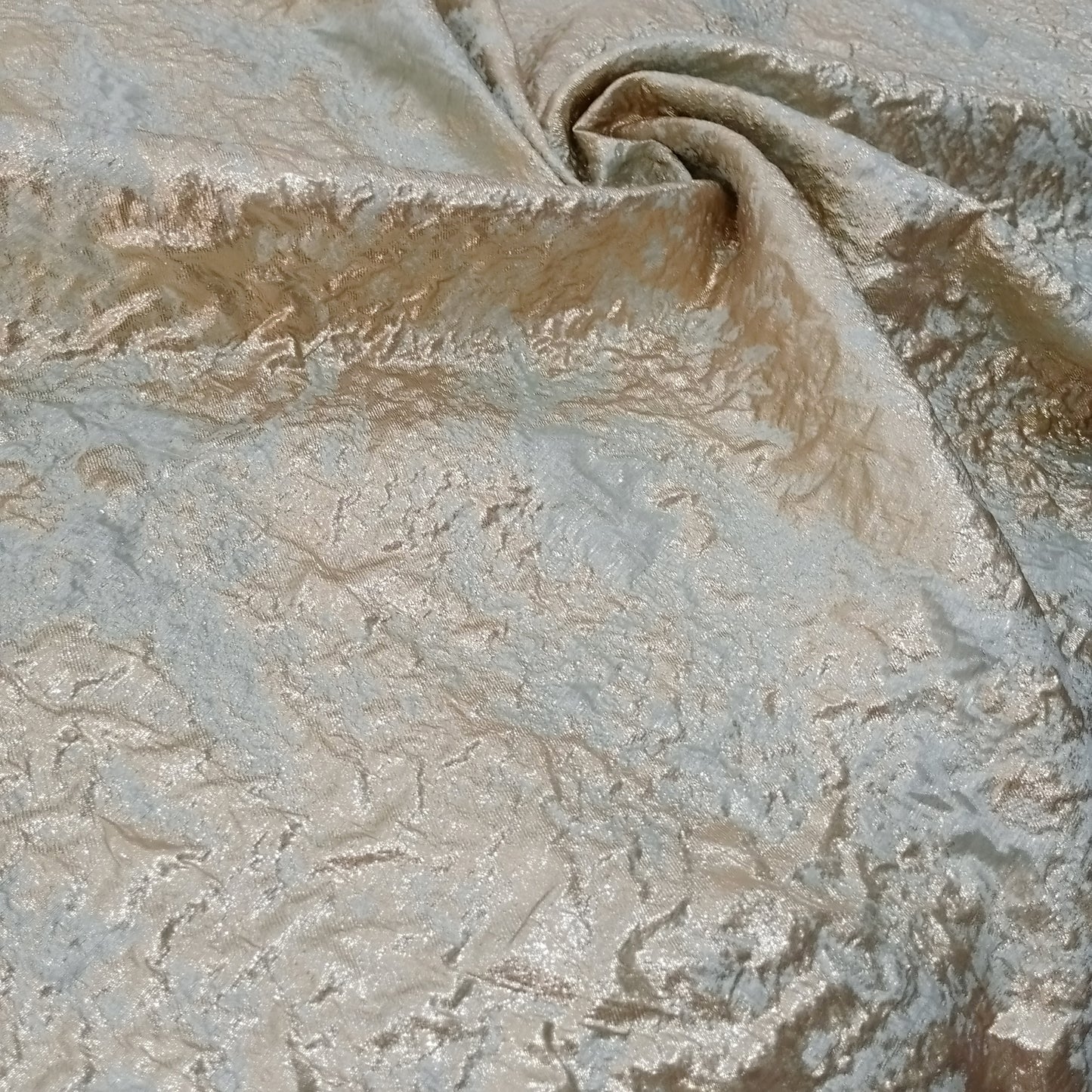 brochet organza