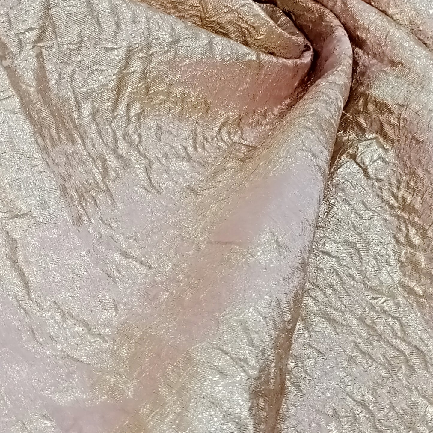 brochet organza