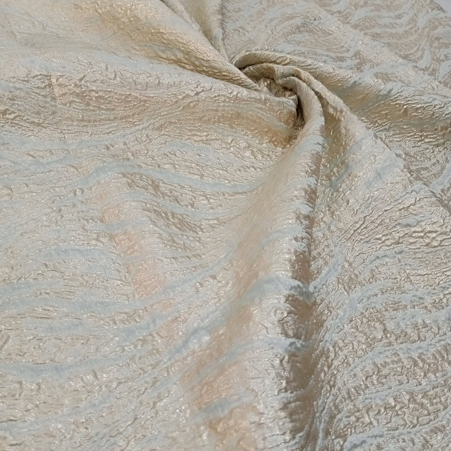 brochet organza