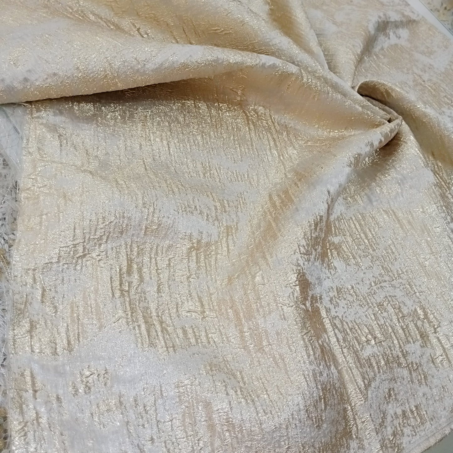 brochet organza