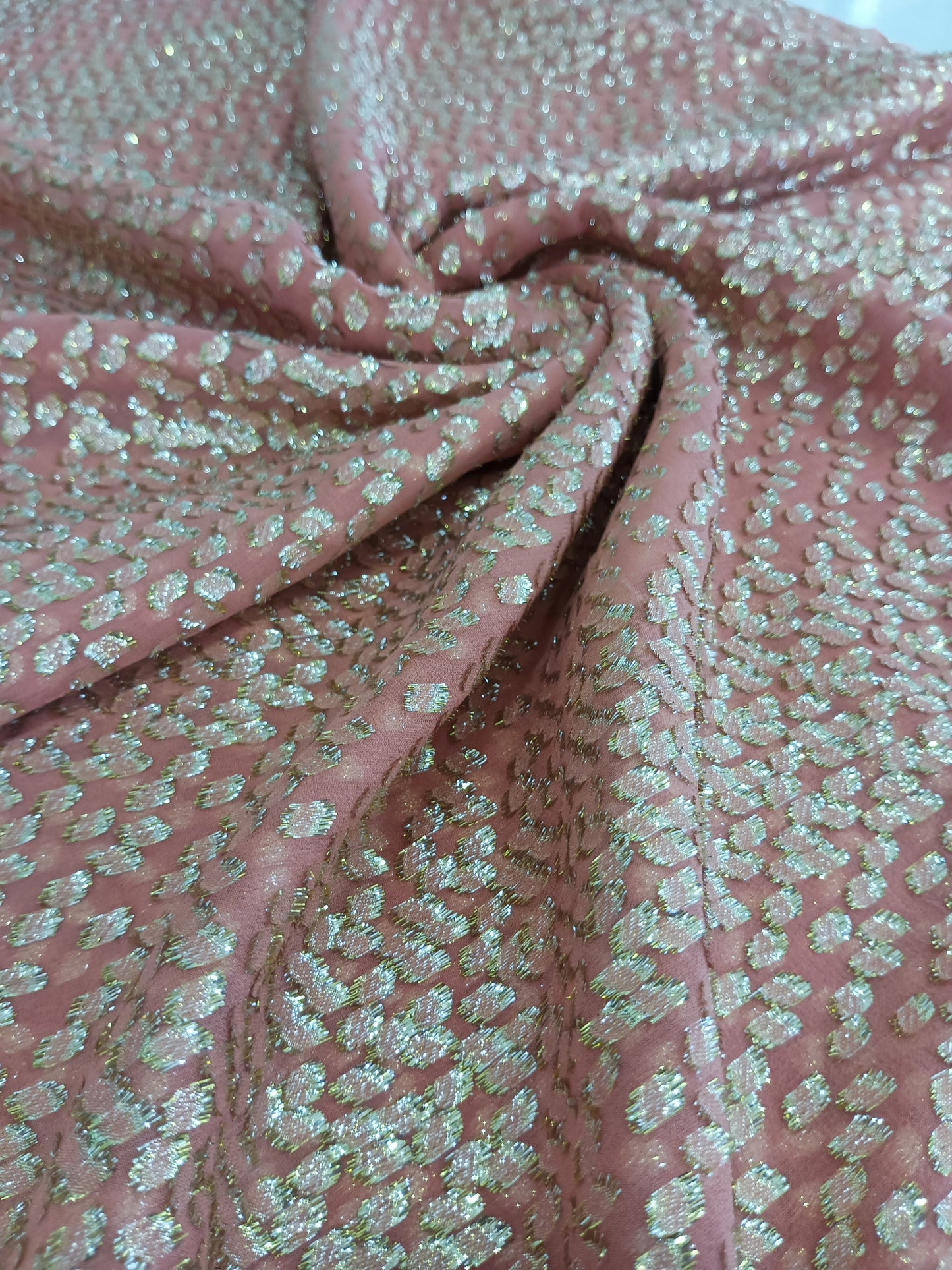 Tlija de soie en lurex