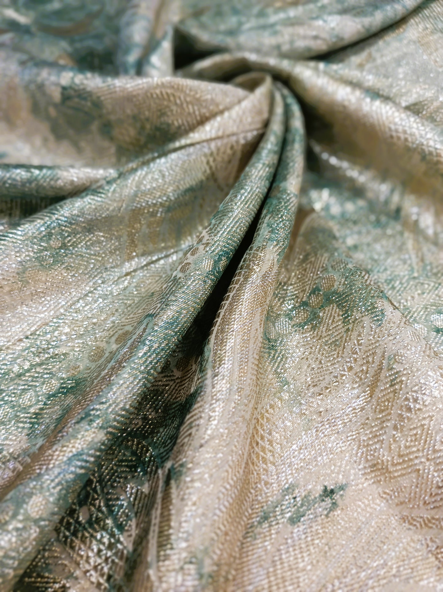 Tissu laminé nouveau collection