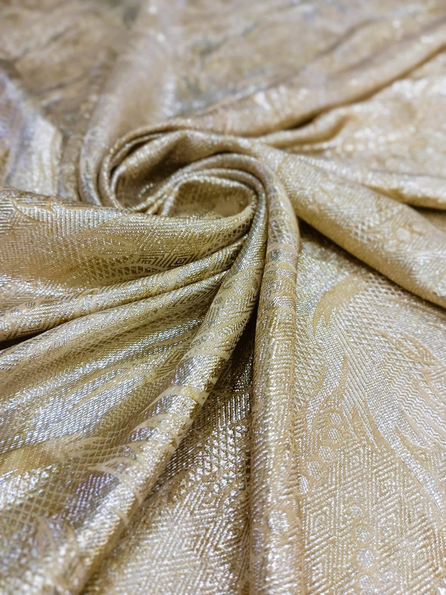 Tissu laminé nouveau collection