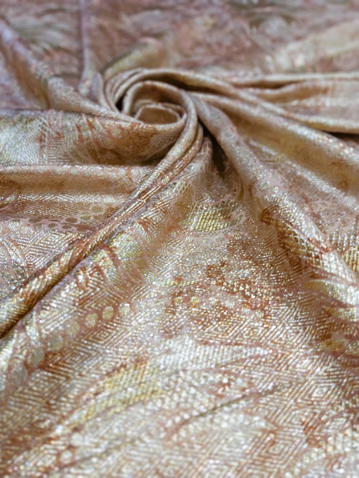 Tissu laminé nouveau collection