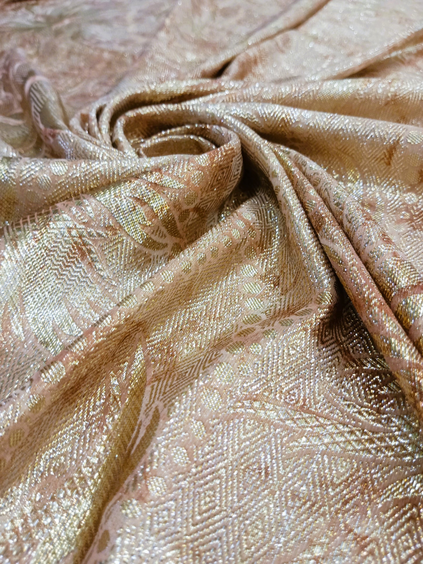 Tissu laminé nouveau collection