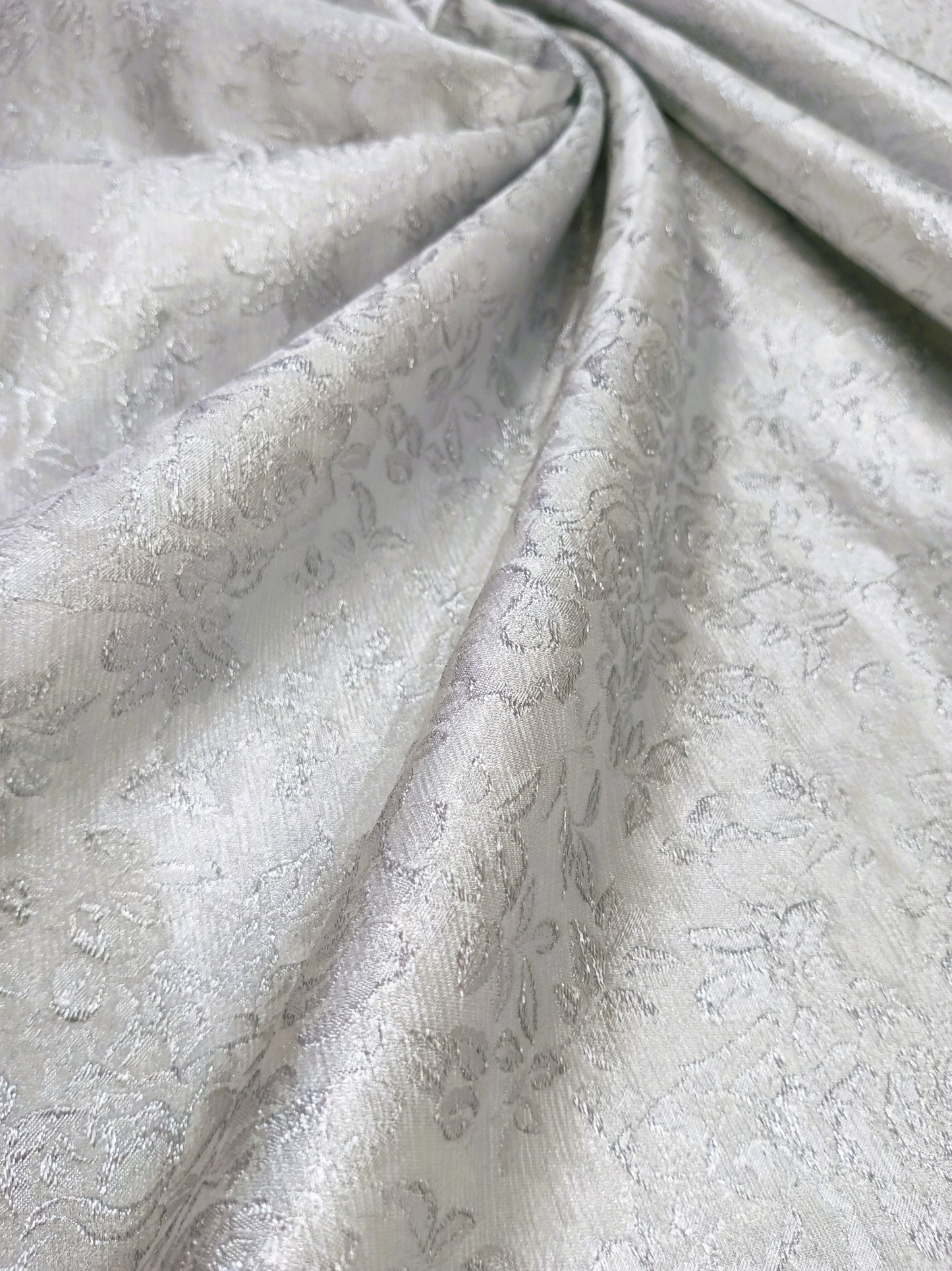 brochet organza
