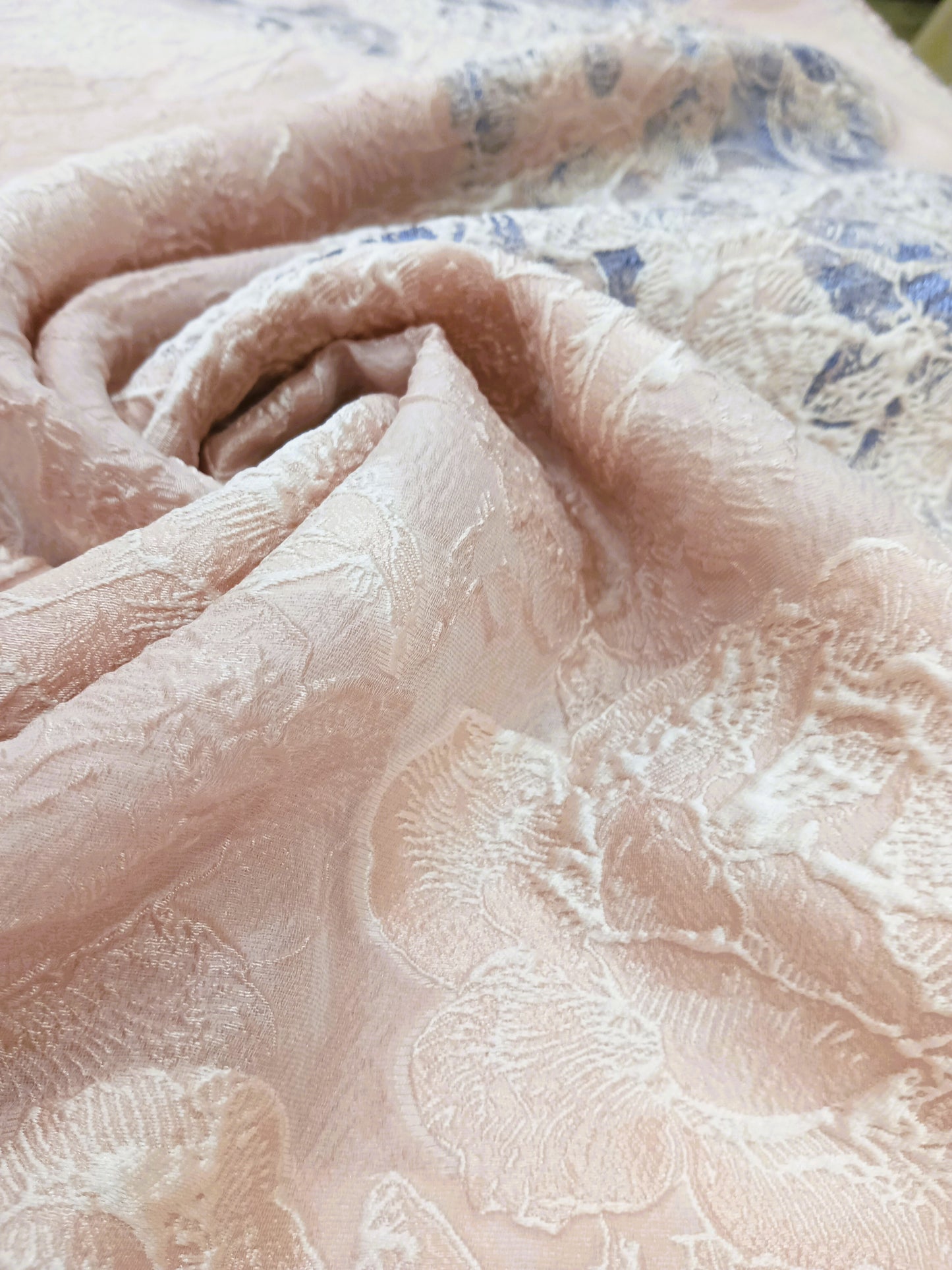 Collection Brochet de soie