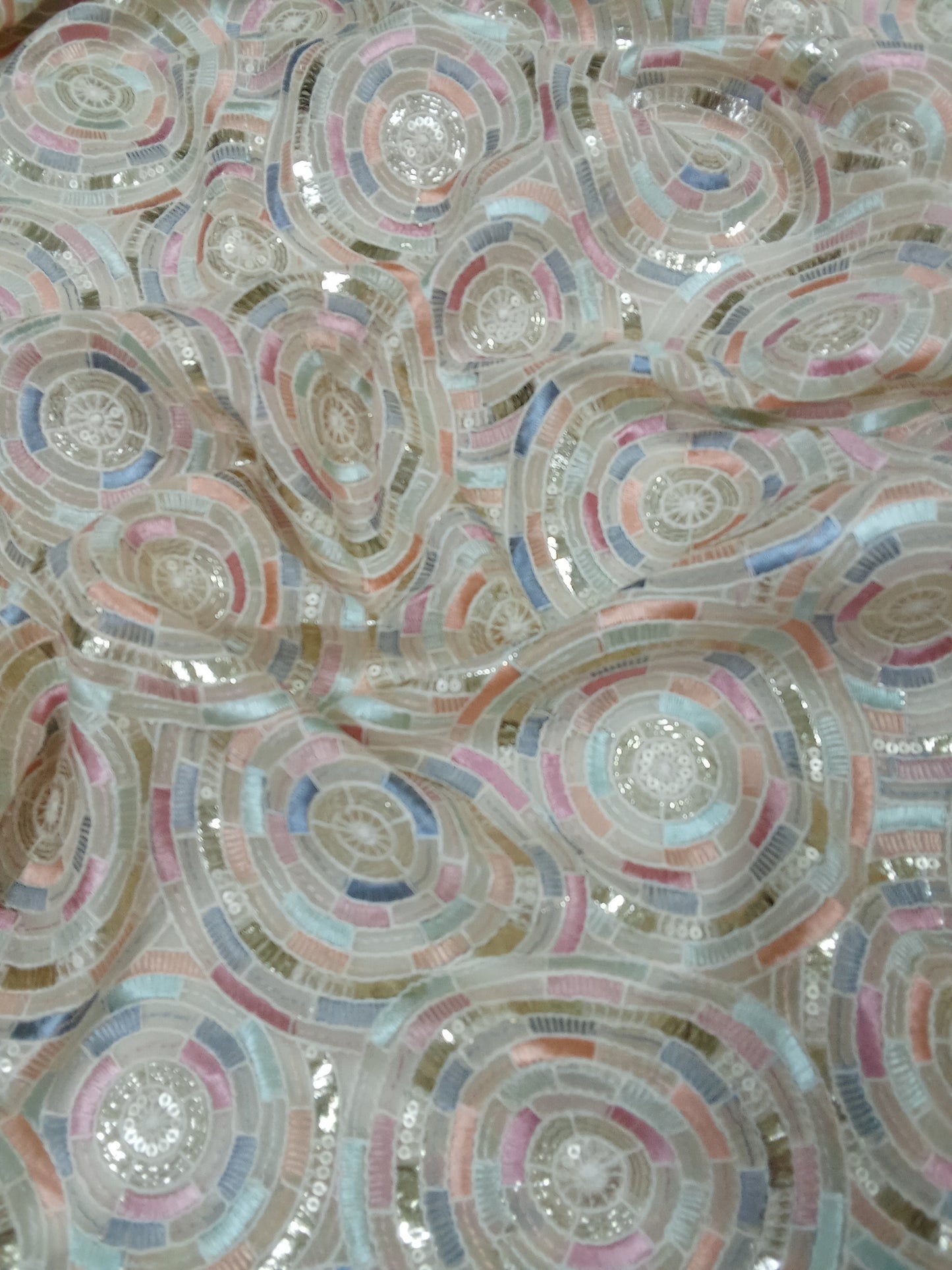 New collection tenue