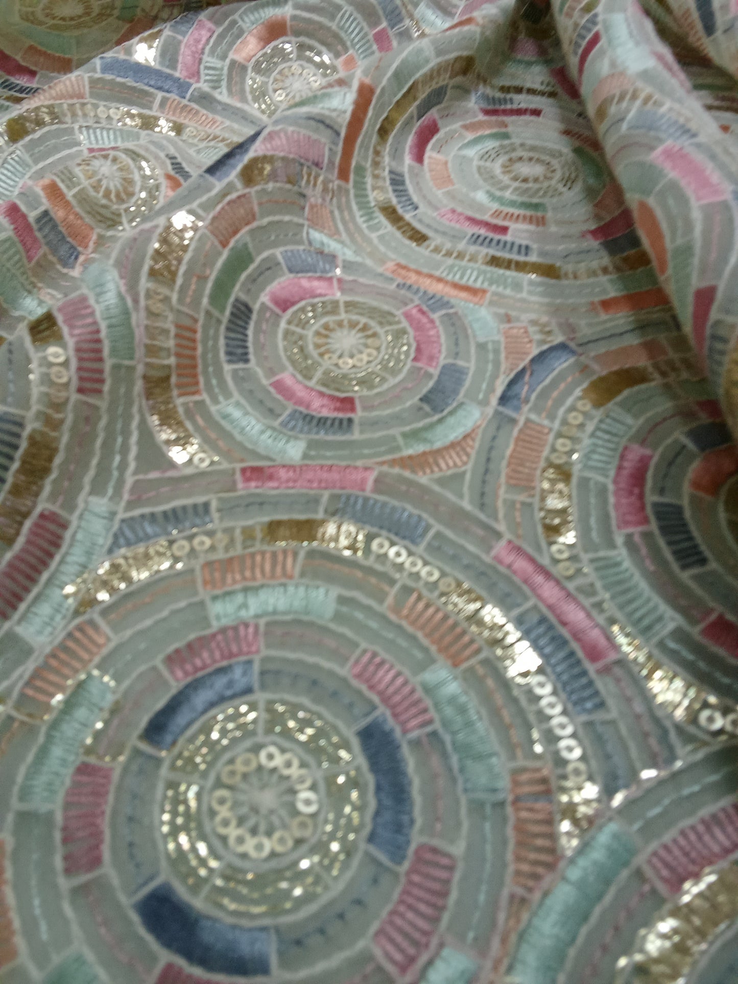 New collection tenue