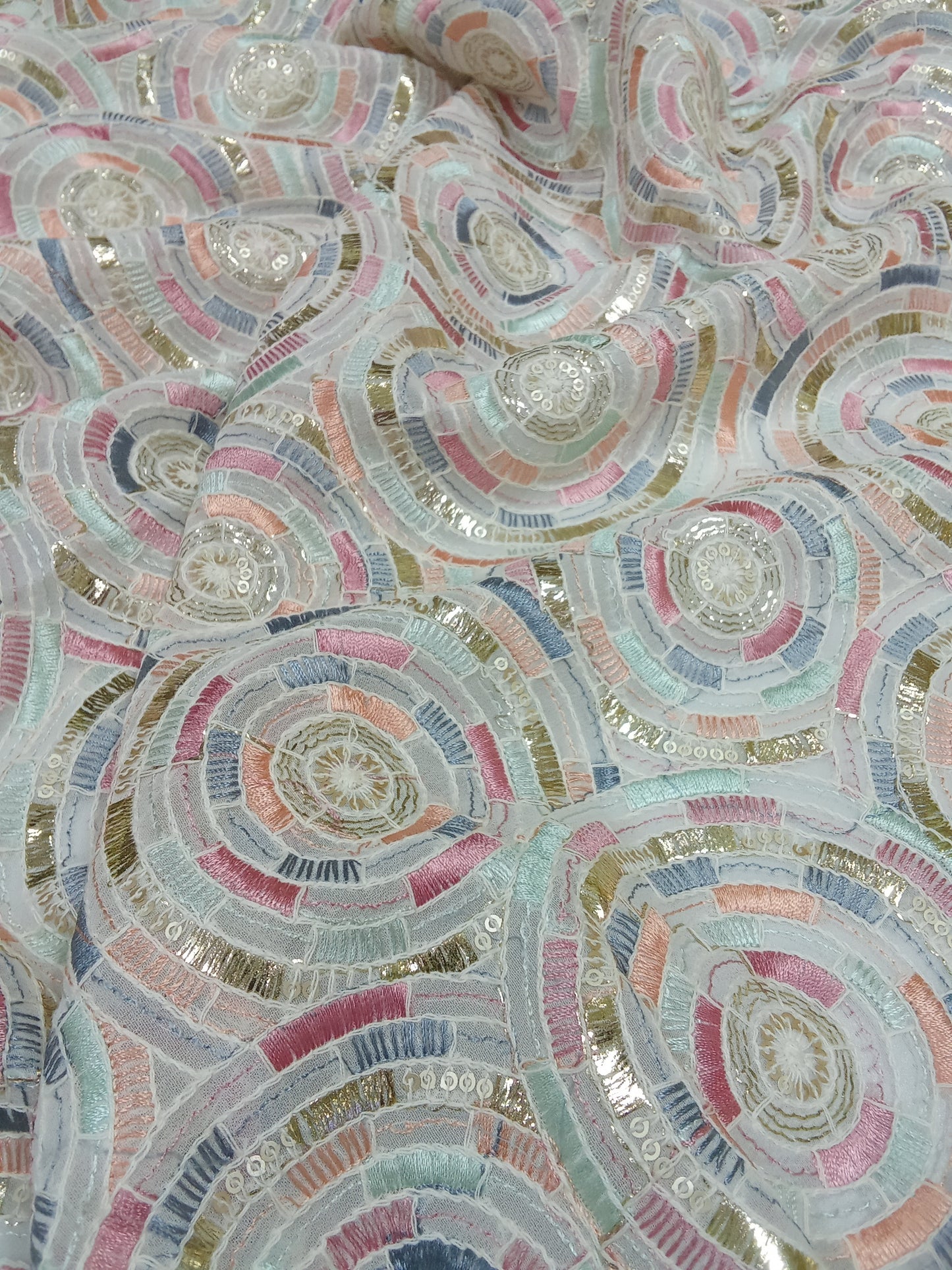 New collection tenue